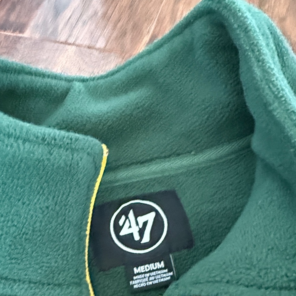 '47 Green and Gray Packers Fleece Pullover - Picture 4 of 6
